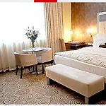 Elite Dragos * Istanbul