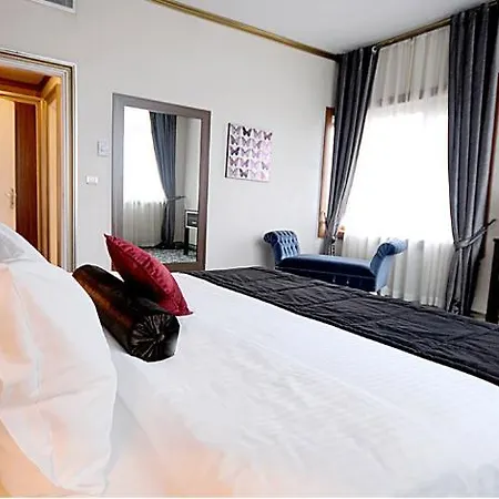 Elite Dragos Hotel